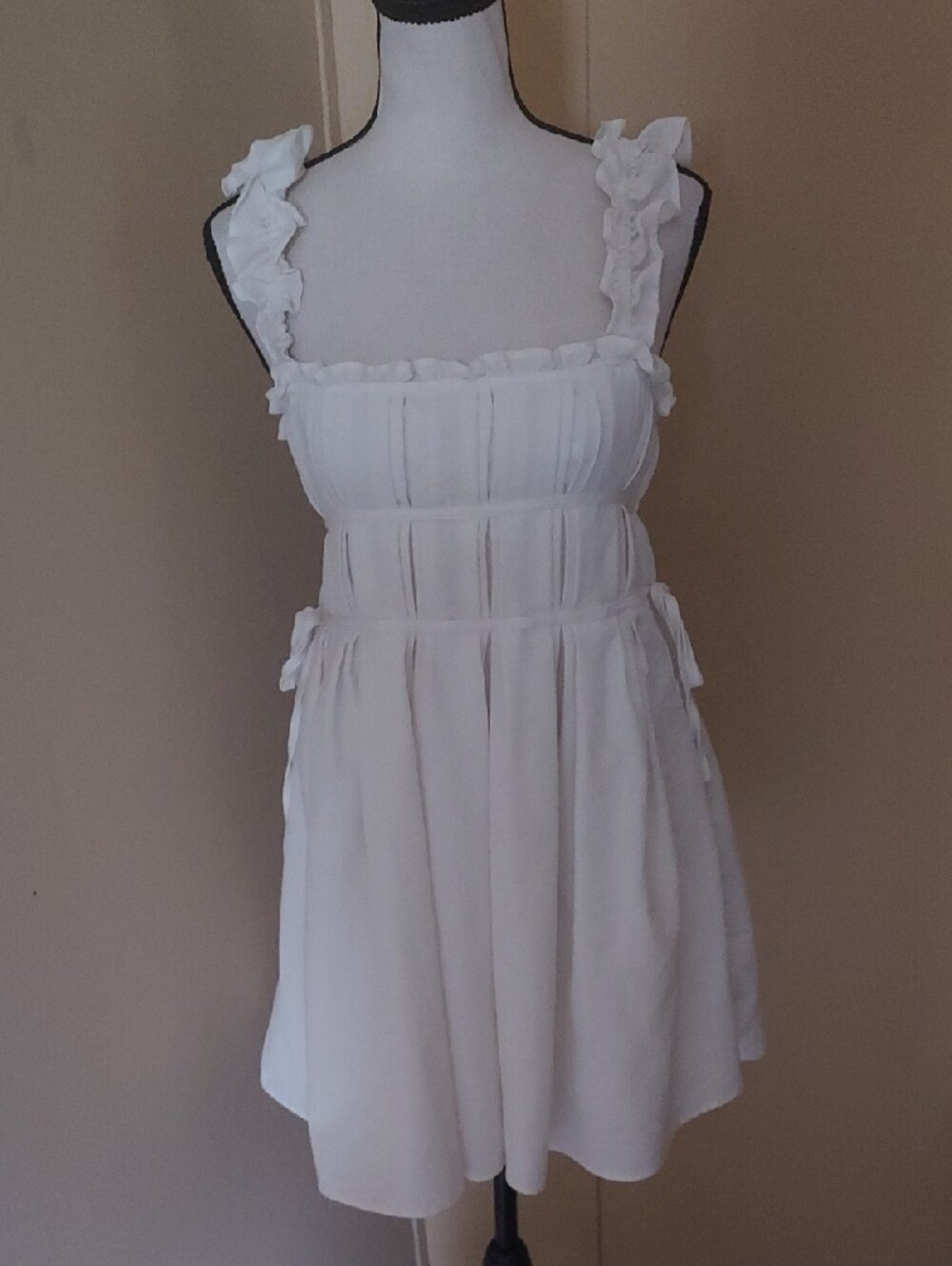 Mustard Seed Soft White/Cream Ruffled Mini Dress